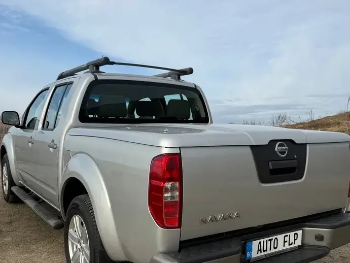 Nissan Navara 2.5 dCi DPF 4X4 Double Cab LE