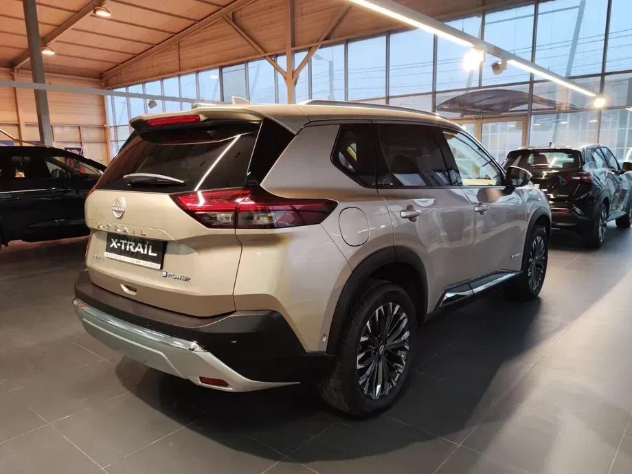 Nissan X-Trail — imagine 3