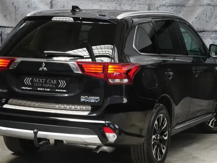 Mitsubishi Outlander 2.0 4WD Plus