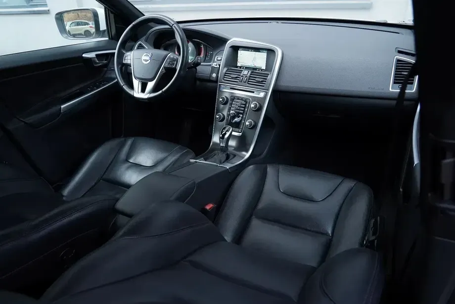 Volvo XC 60 D4 AWD Geartronic Summum — imagine 6