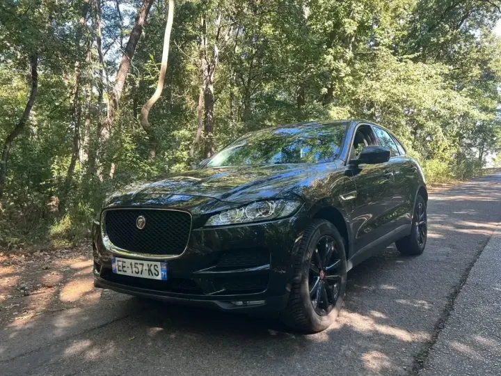 Jaguar F-Pace