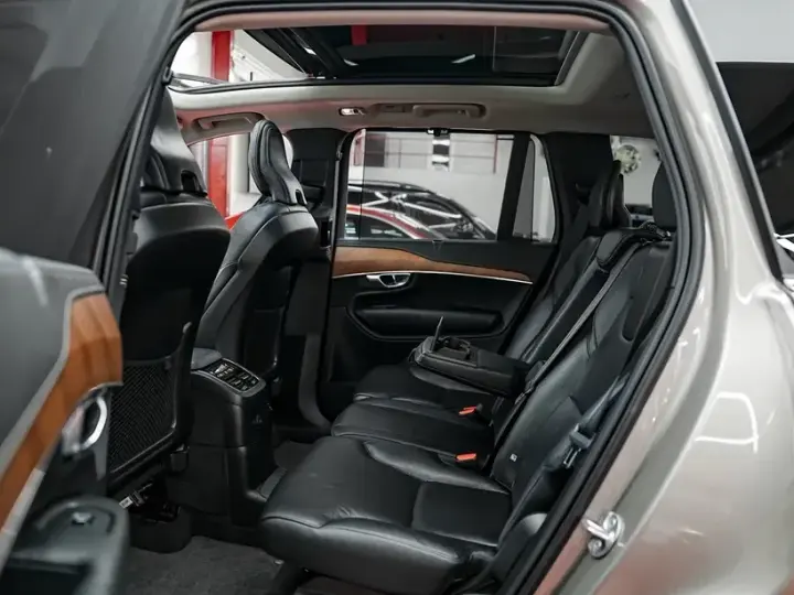 Volvo XC 90 II T8 AWD Recharge Geartronic Inscription