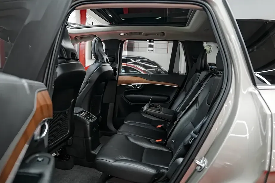 Volvo XC 90 II T8 AWD Recharge Geartronic Inscription — imagine 6