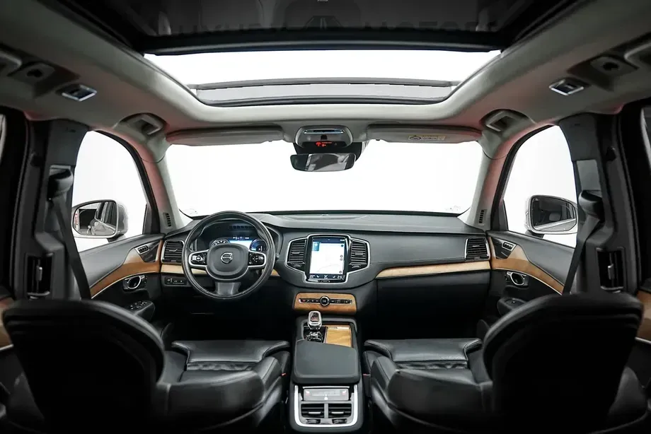 Volvo XC 90 II T8 AWD Recharge Geartronic Inscription — imagine 2