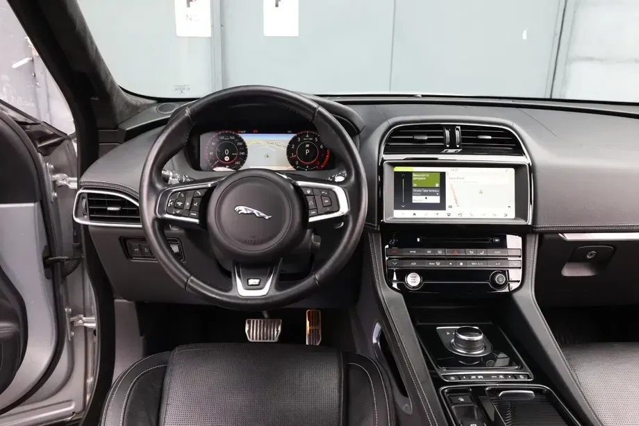Jaguar F-Pace P250 AWD HSE — imagine 5