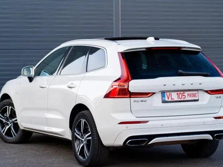 Volvo XC 60 II T8 Twin Engine AWD R-Design