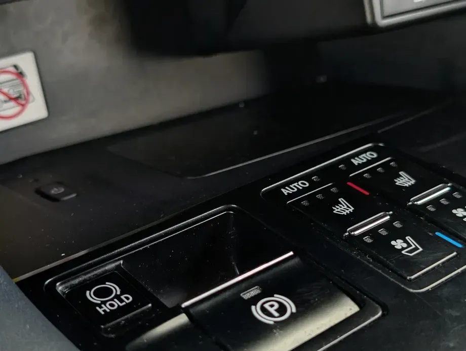 Lexus RX IV 450h Executive Line — imagine 6