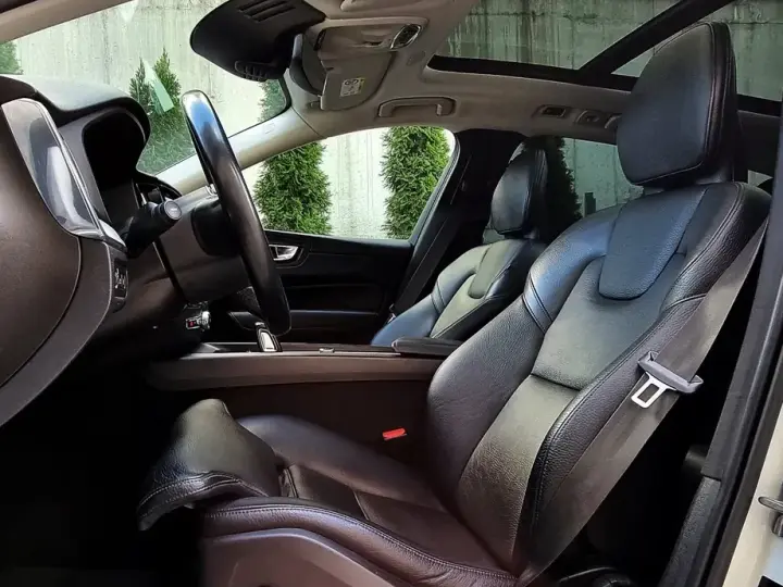 Volvo XC 60 II Recharge T6 Twin Engine eAWD Inscription Expression
