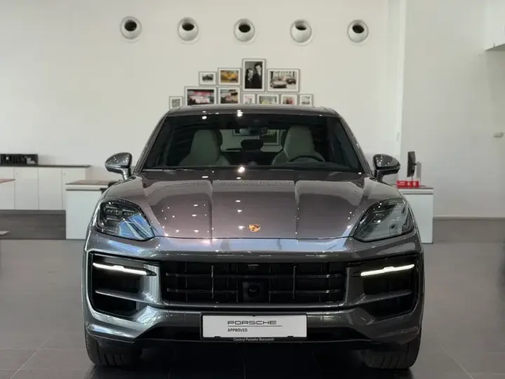 Porsche Cayenne S E-Hybrid