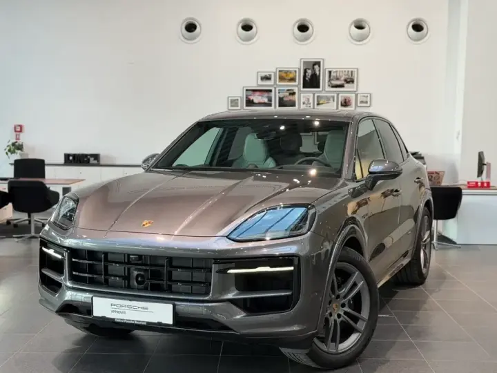 Porsche Cayenne S E-Hybrid