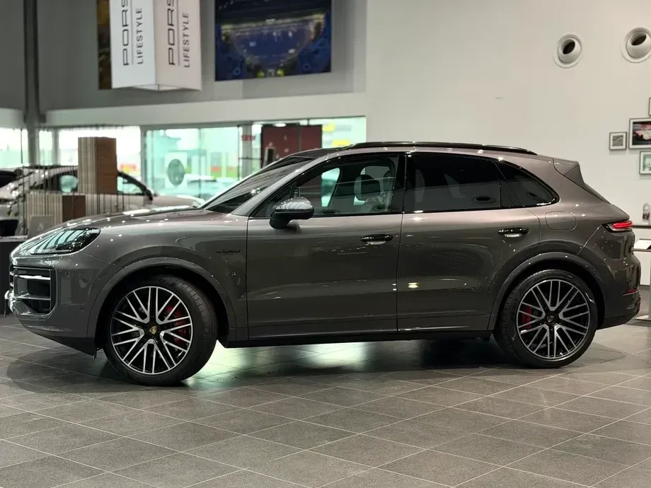 Porsche Cayenne S E-Hybrid Tiptronic S — imagine 2