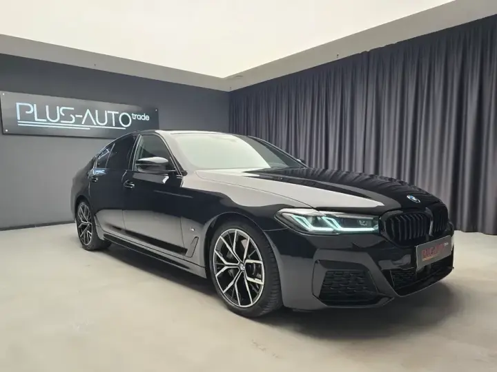 BMW Seria 5 530d xDrive AT MHEV
