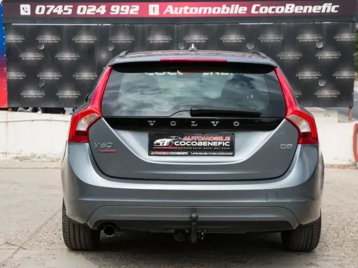 Volvo V60 I D2 Geartronic Kinetic