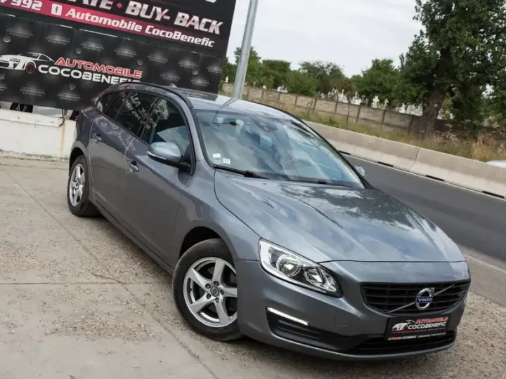 Volvo V60 I D2 Geartronic Kinetic
