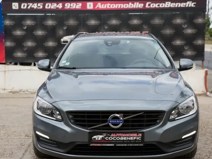 Volvo V60 I D2 Geartronic Kinetic