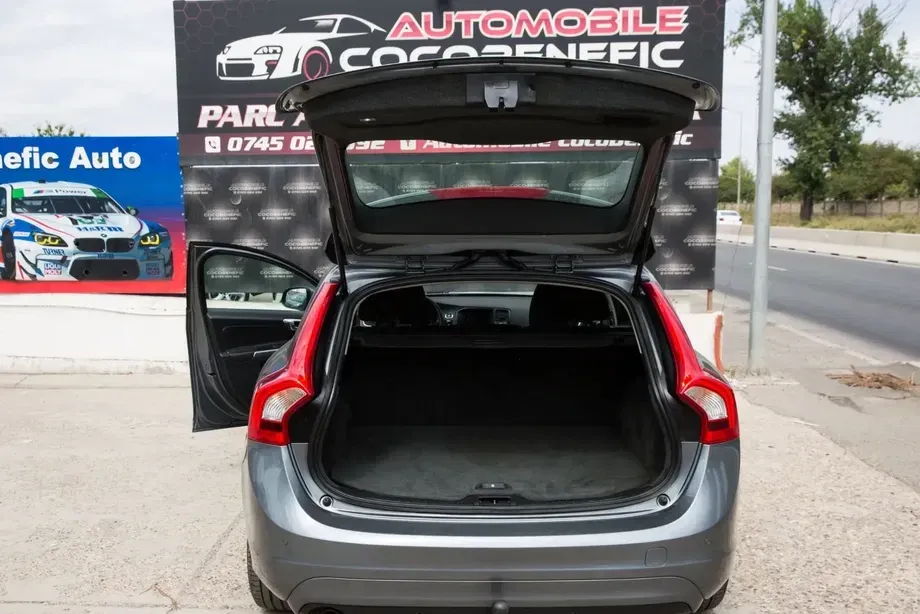 Volvo V60 I D2 Geartronic Kinetic — imagine 6