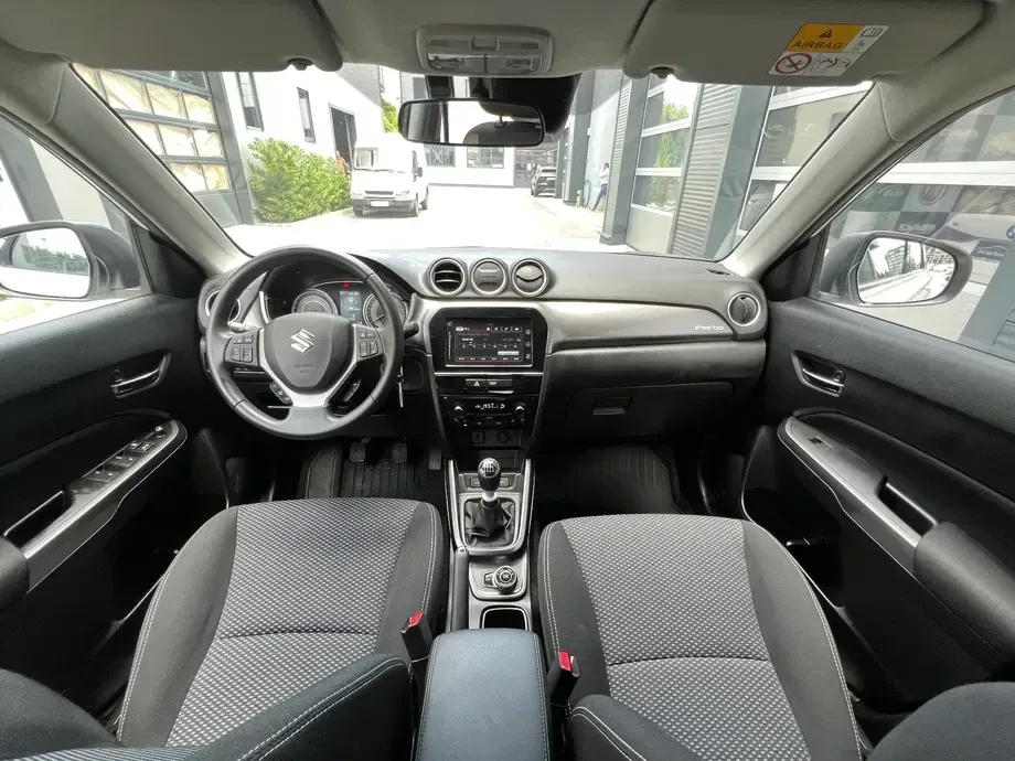 Suzuki Vitara 1.4 Boosterjet AllGrip MHEV Passion — imagine 4