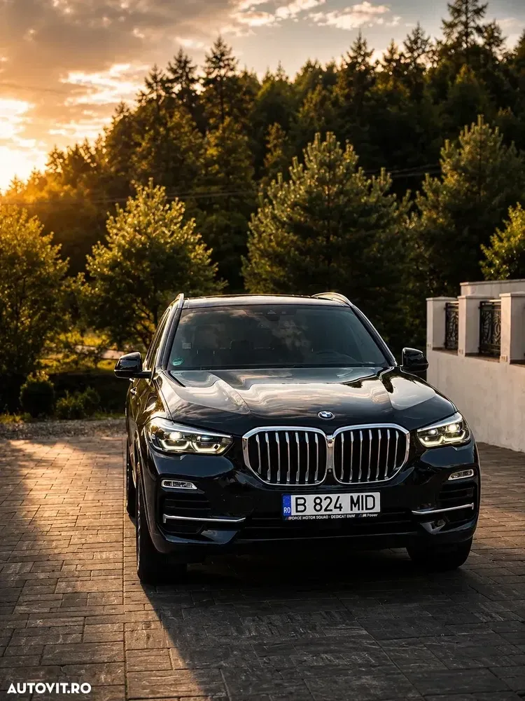 BMW X5 xDrive30d — imagine 2