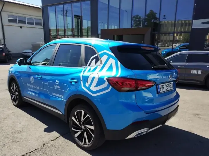 MG ZS HEV