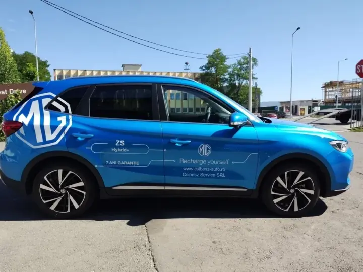 MG ZS HEV