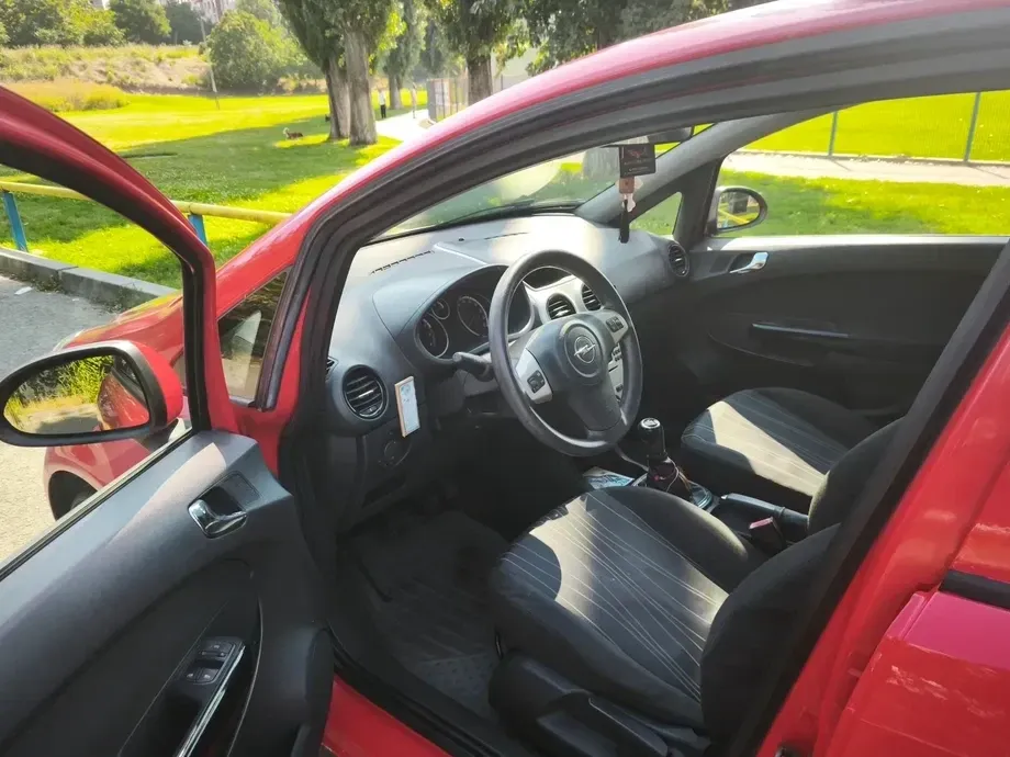 Opel Corsa D — imagine 2