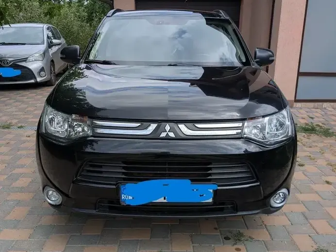 Mitsubishi Outlander III 2.2 DI-D 4WD Intense
