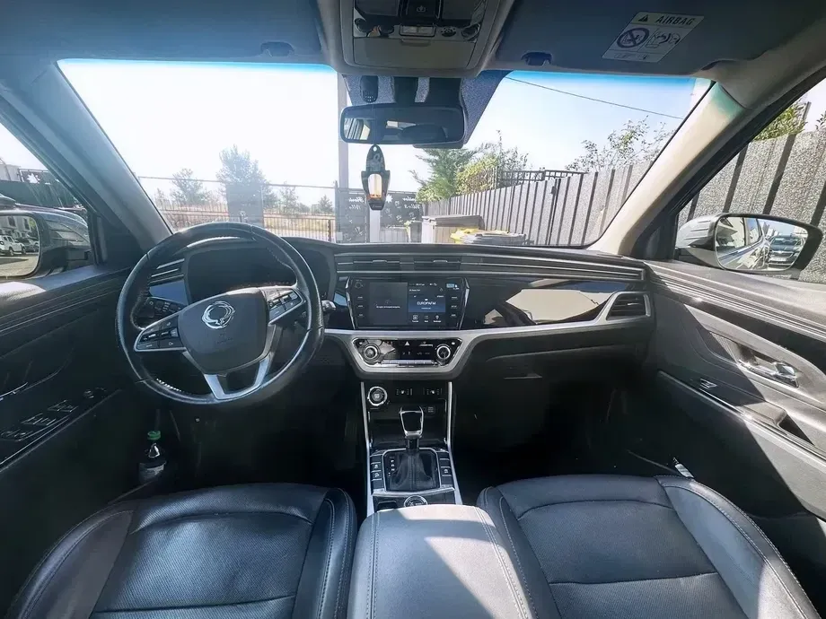 SsangYong Korando 1.5 GDI Turbo AT Premium — imagine 4