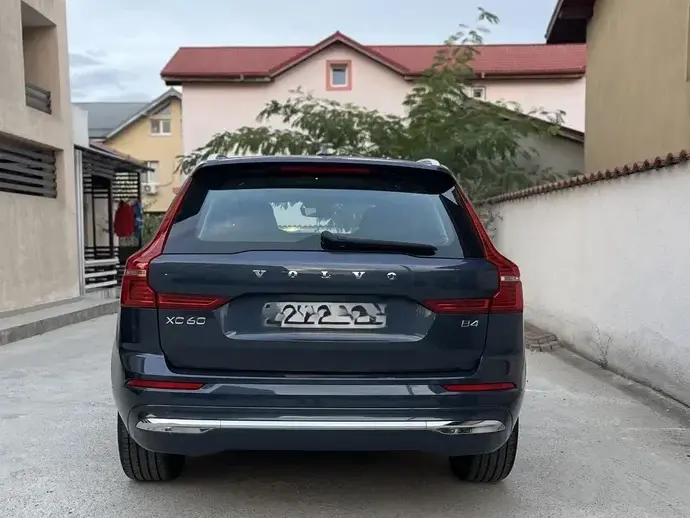 Volvo XC 60 II B4 MHEV Inscription