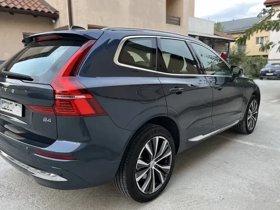 Volvo XC 60 II B4 MHEV Inscription — imagine 3