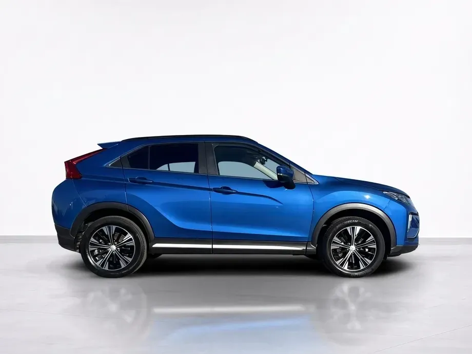 Mitsubishi Eclipse Cross 1.5-litre 16-valve DOHC MIVEC 4X4 Intense+ Aut. — imagine 6