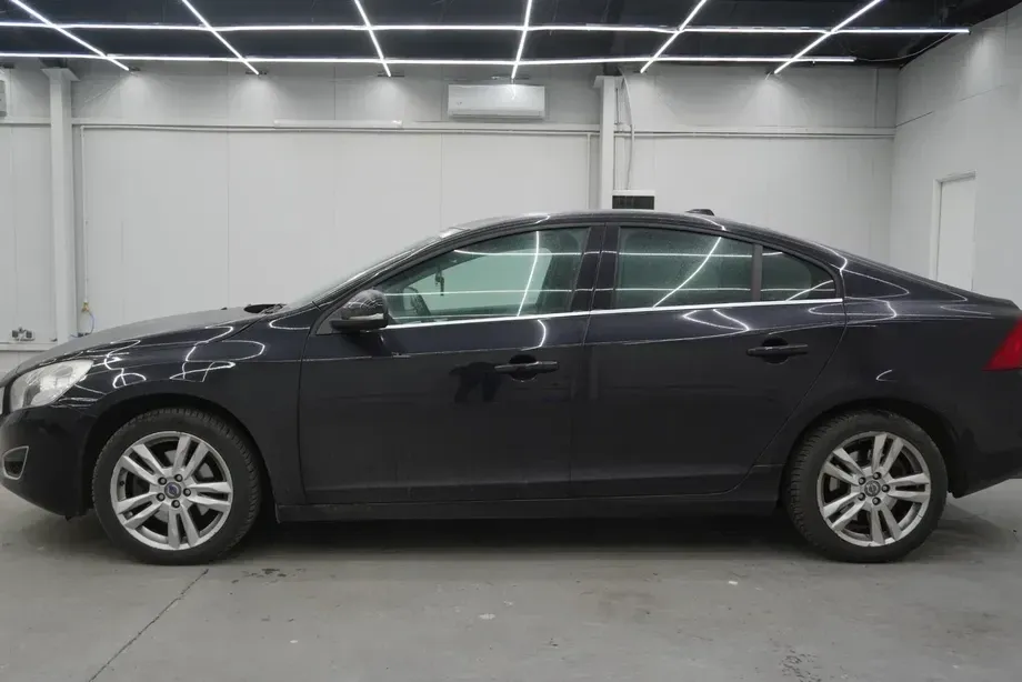 Volvo S60 II D2 Start-Stop Basic — imagine 5