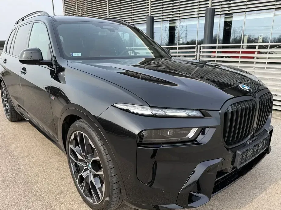 BMW X7 xDrive40d — imagine 2