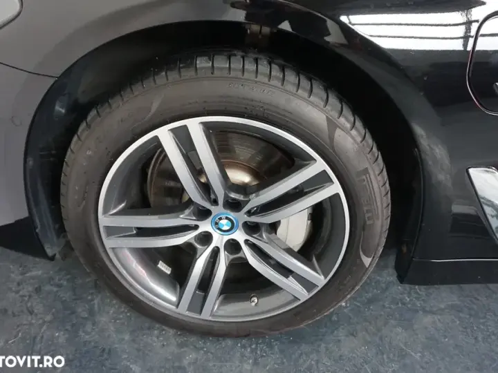 BMW Seria 5 G30/G31 [2017 - Prezent] 530e Aut. Luxury Line