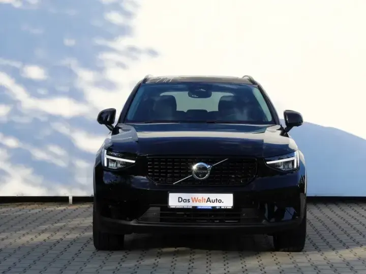 Volvo XC 40 B3 AT FWD MHEV Plus Dark