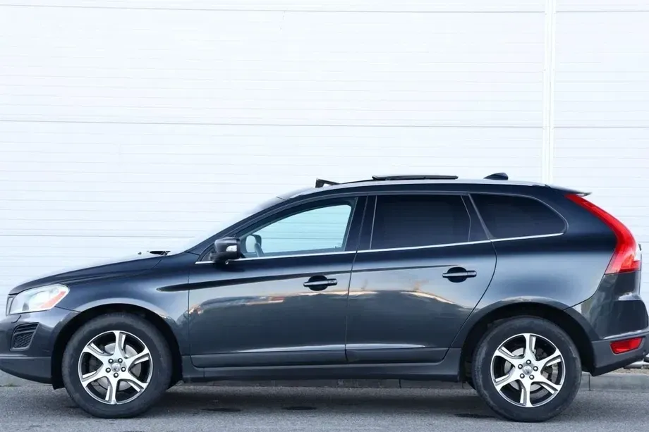 Volvo XC 60 I D5 AWD A6 Basic — imagine 2