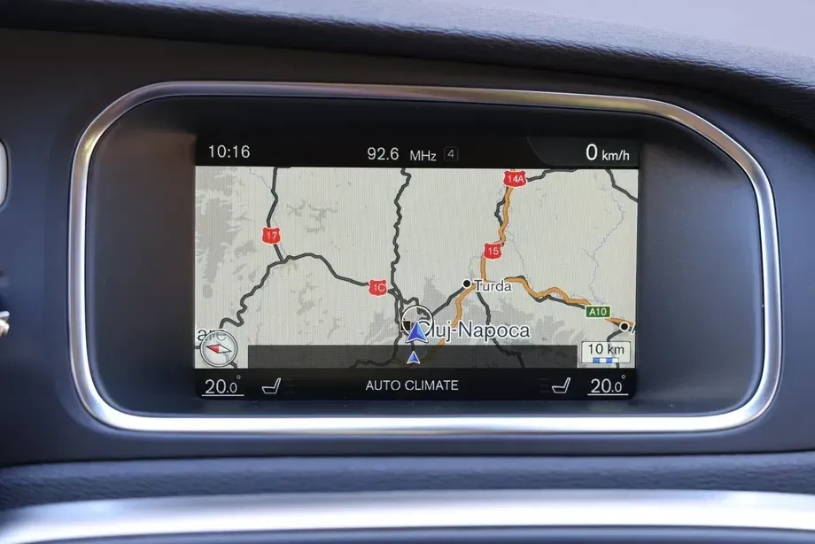 Volvo V40 II — imagine 6
