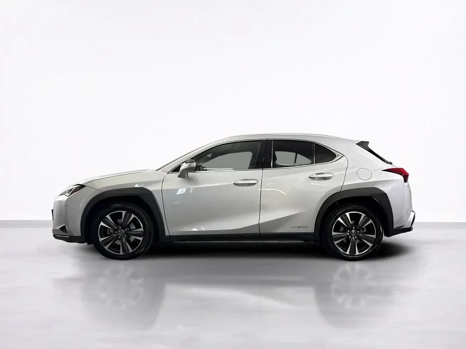 Lexus UX 250h — imagine 2