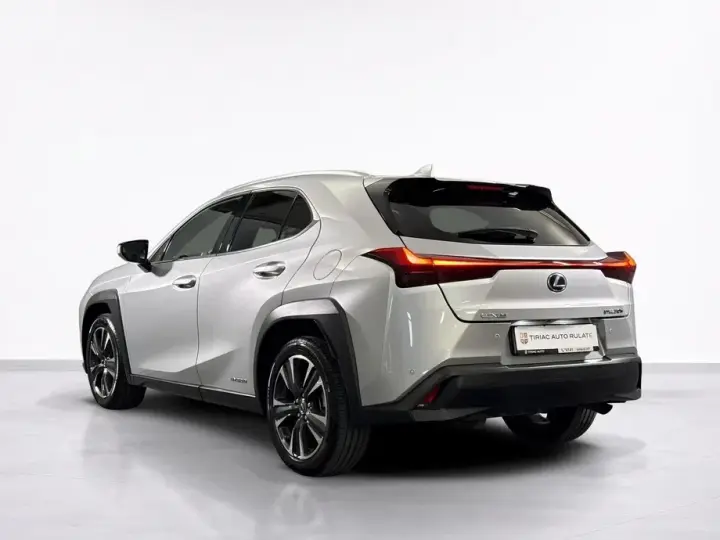 Lexus UX 250h