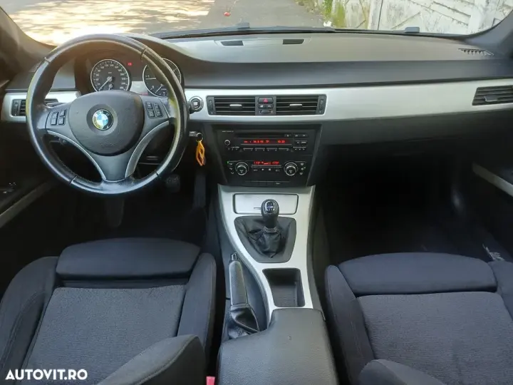 BMW Seria 3 E90/E91/E92/E93 [2005 - 2013] 320d