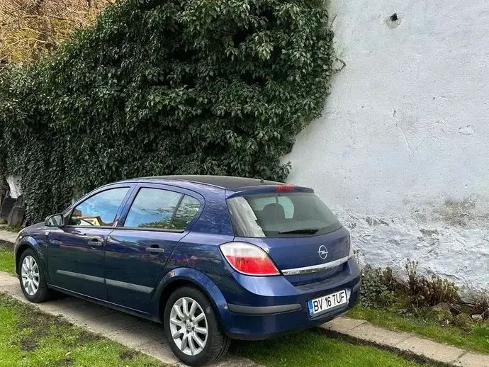 Opel Astra H