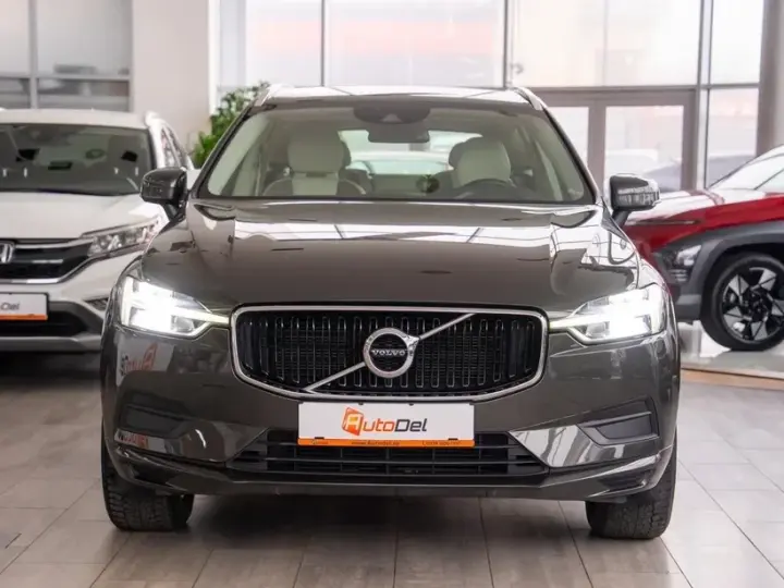 Volvo XC 60 D4 AWD Geartronic Momentum