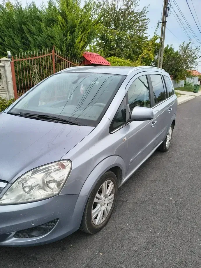 Opel Zafira C [2011 - Prezent — imagine 3