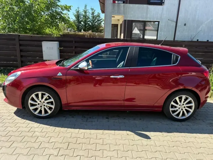 Alfa Romeo Giulietta 2.0 JTDM 20V TCT Lusso