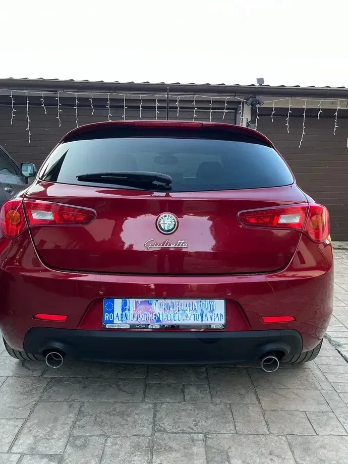 Alfa Romeo Giulietta 2.0 JTDM 20V TCT Lusso — imagine 3