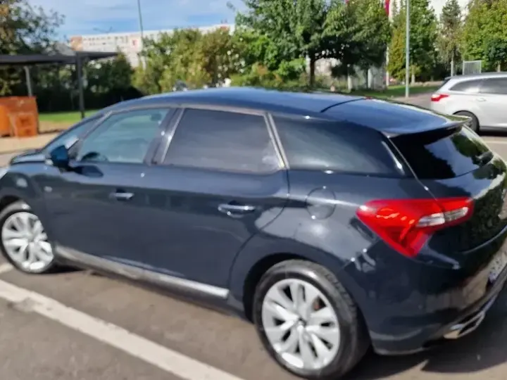 Citroën DS5 Hybrid4 EGS6 SportChic