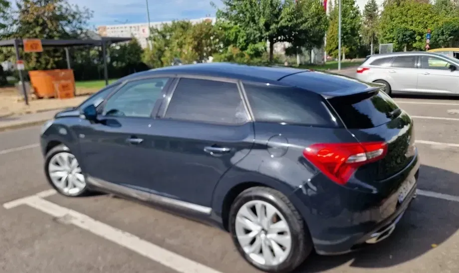 Citroën DS5 Hybrid4 EGS6 SportChic — imagine 4