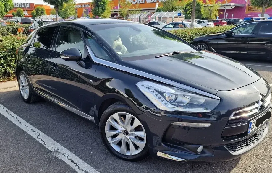 Citroën DS5 Hybrid4 EGS6 SportChic — imagine 6