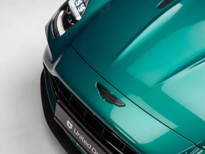 Aston Martin V8 Vantage