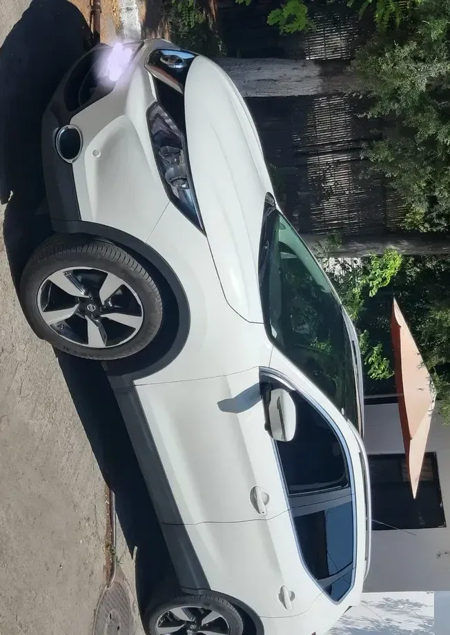 Nissan Qashqai II 1.6 DCI Start/Stop X-TRONIC Tekna — imagine 2