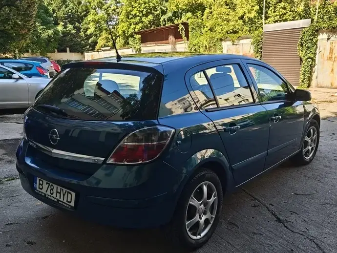 Opel Astra 1.6 Enjoy